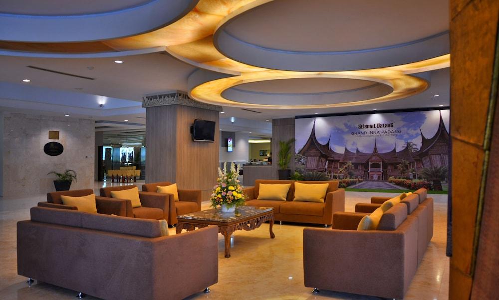 Truntum Padang Hotel Eksteriør billede